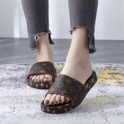 slippers louis vuitton dames|Louis Vuitton slippers women's.